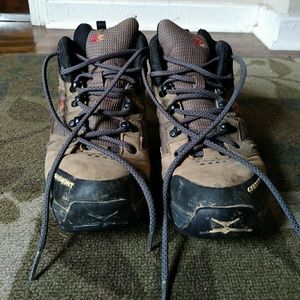 Garmont hiking boots sz 7 1/2